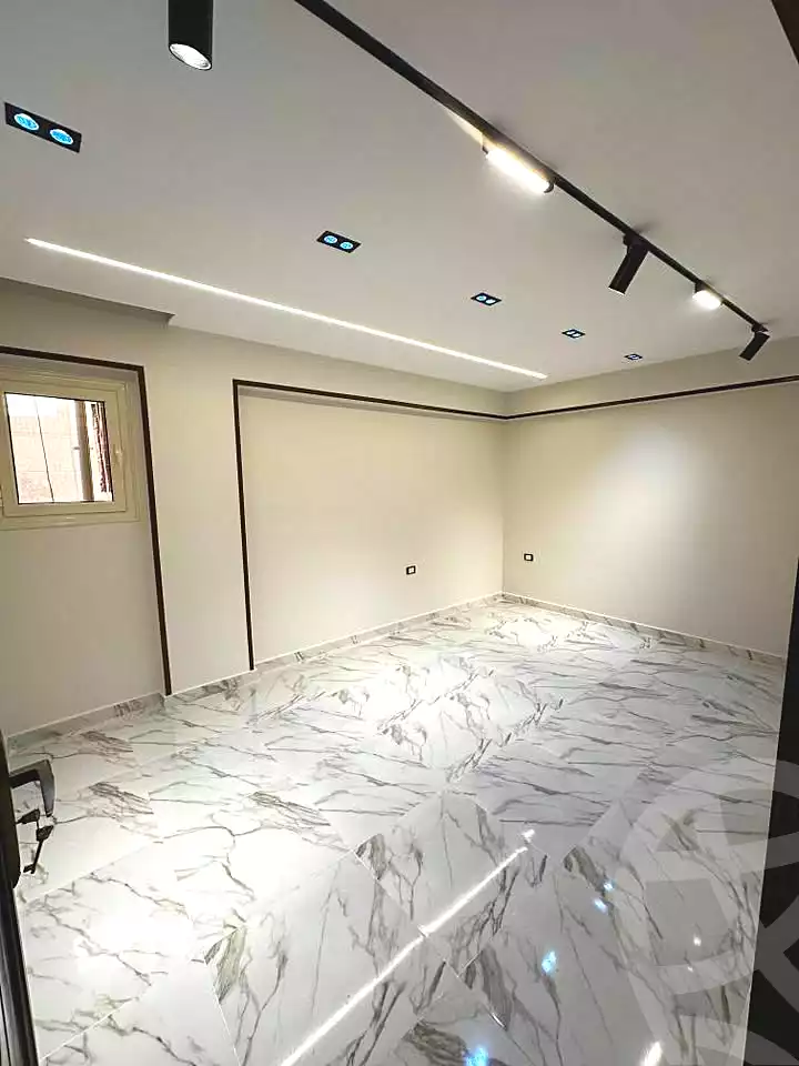 https://aqarmap.com.eg/ar/listing/7021396-for-sale-alexandria-al-agamy-lbytsh-shahr-al-assal-st