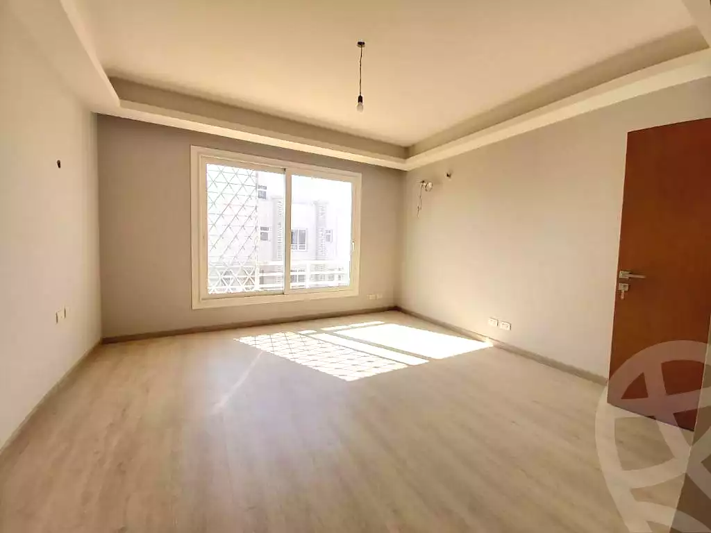 https://aqarmap.com.eg/ar/listing/7021416-for-sale-cairo-el-sheikh-zayed-city-compounds-atrio