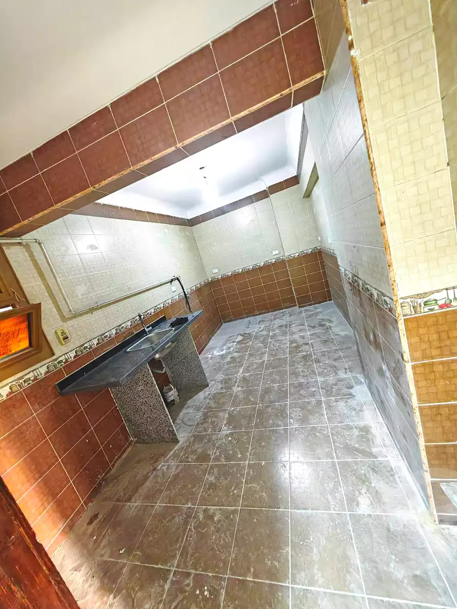 https://aqarmap.com.eg/en/listing/7021946-for-sale-cairo-helwan-helwan-el-sharkeya-thabit-basha-st