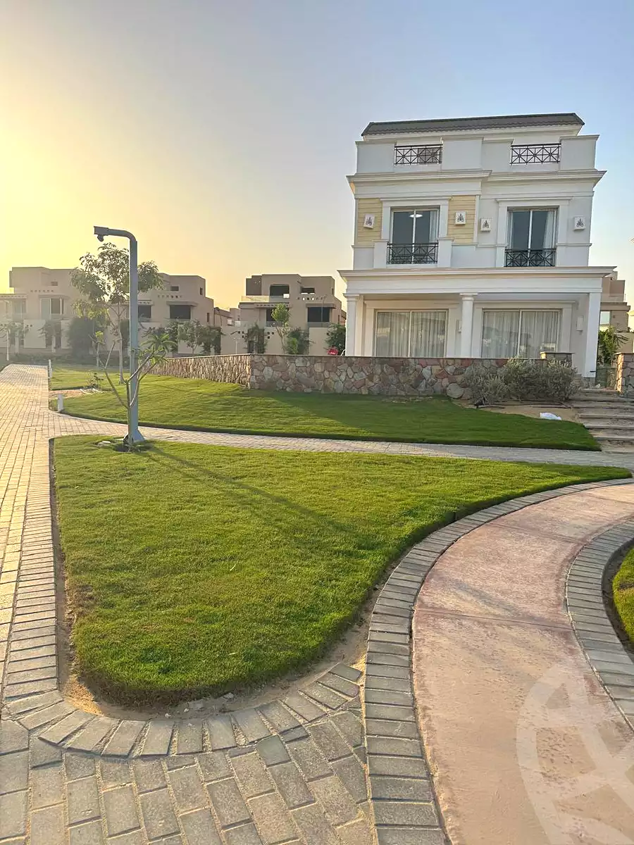 https://aqarmap.com.eg/ar/listing/7022228-for-rent-cairo-6th-of-october-compounds-mountain-view-icity-october-mv-park-mountain-view-icity-october