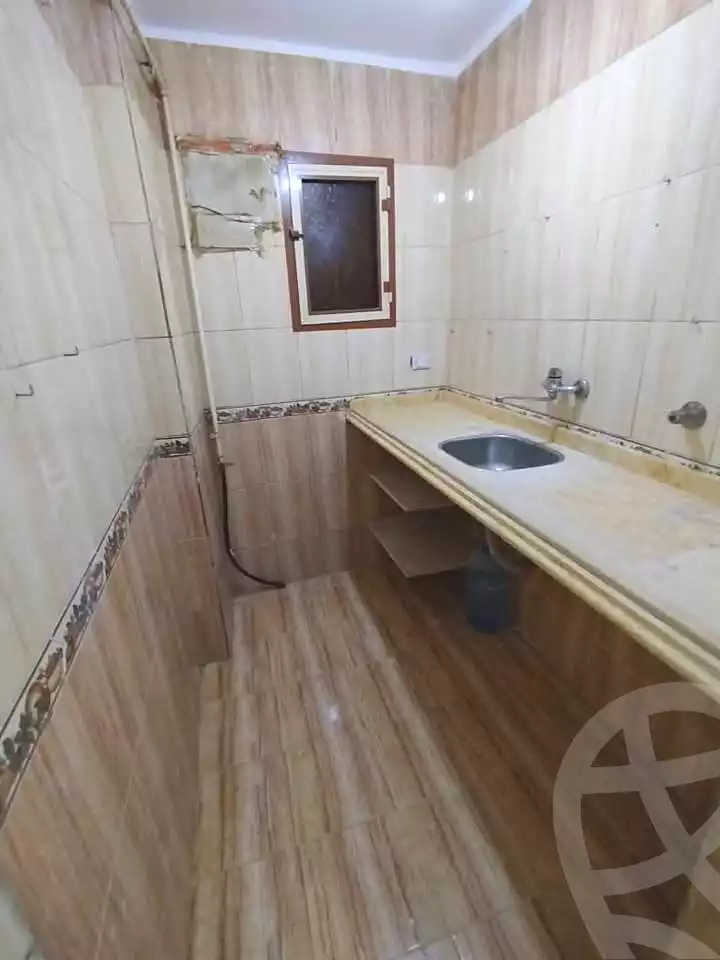 https://aqarmap.com.eg/en/listing/7022385-for-sale-alexandria-lsywf-el-falki