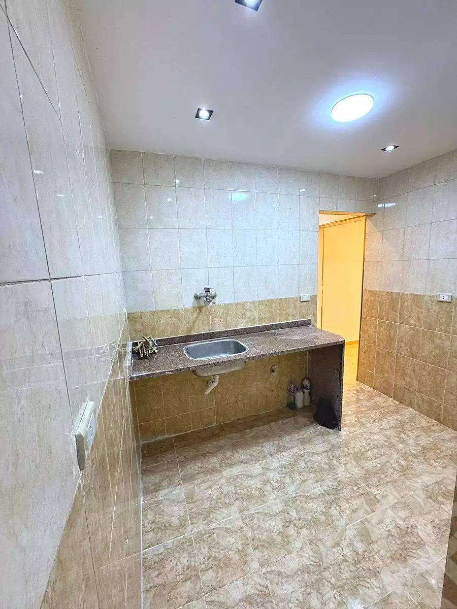 https://aqarmap.com.eg/ar/listing/7022395-for-sale-alexandria-miami-mahmoud-el-isawy-st