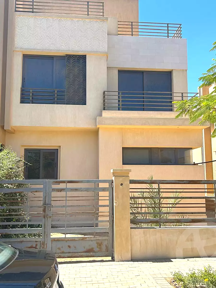 https://aqarmap.com.eg/ar/listing/7022462-for-sale-cairo-el-sheikh-zayed-city-compounds-alma