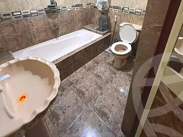 https://aqarmap.com.eg/en/listing/7022466-for-rent-alexandria-smouha-el-nasr-st