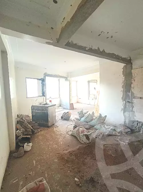 https://aqarmap.com.eg/ar/listing/7022453-for-rent-beheira-damanhour-damanhour-city-al-nadi-st