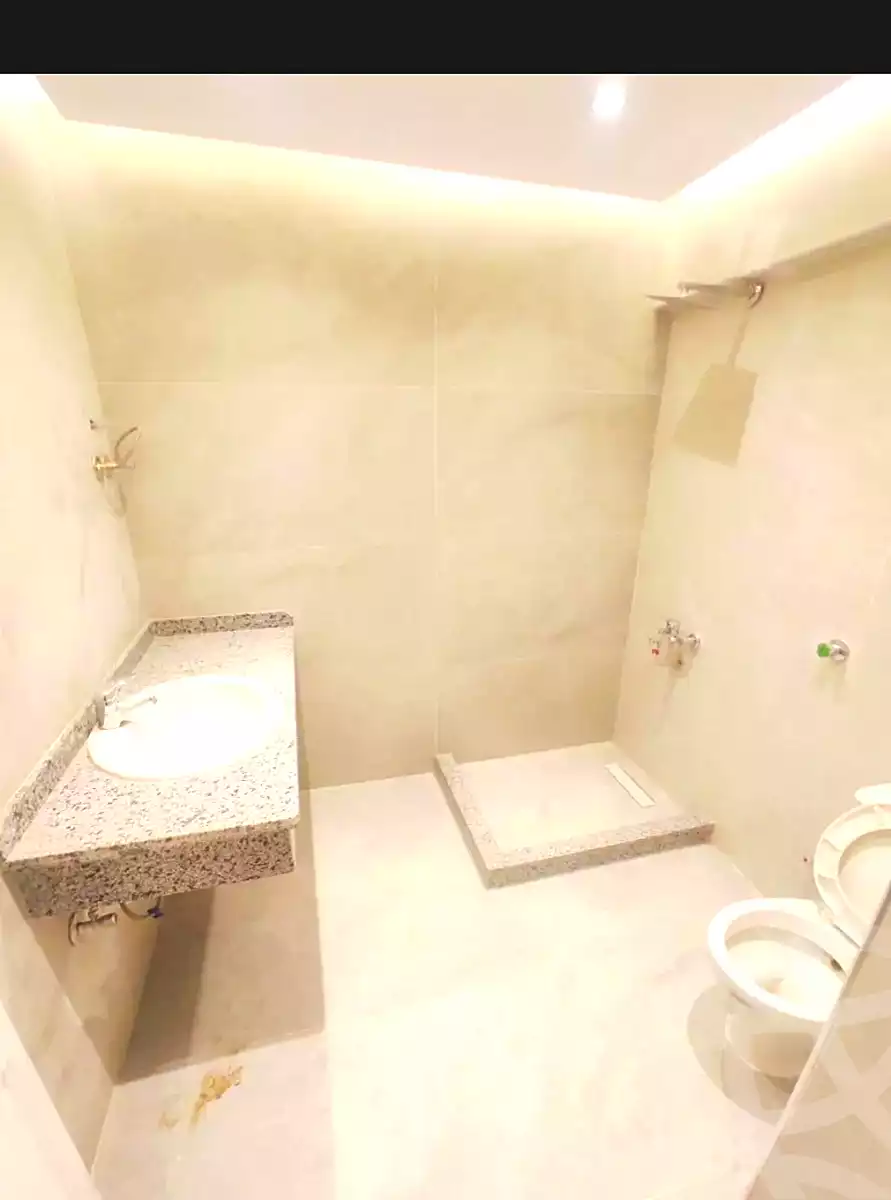 https://aqarmap.com.eg/ar/listing/7022881-for-sale-alexandria-sydy-bshr-sydy-bshr-bhry-khalil-hamada-st