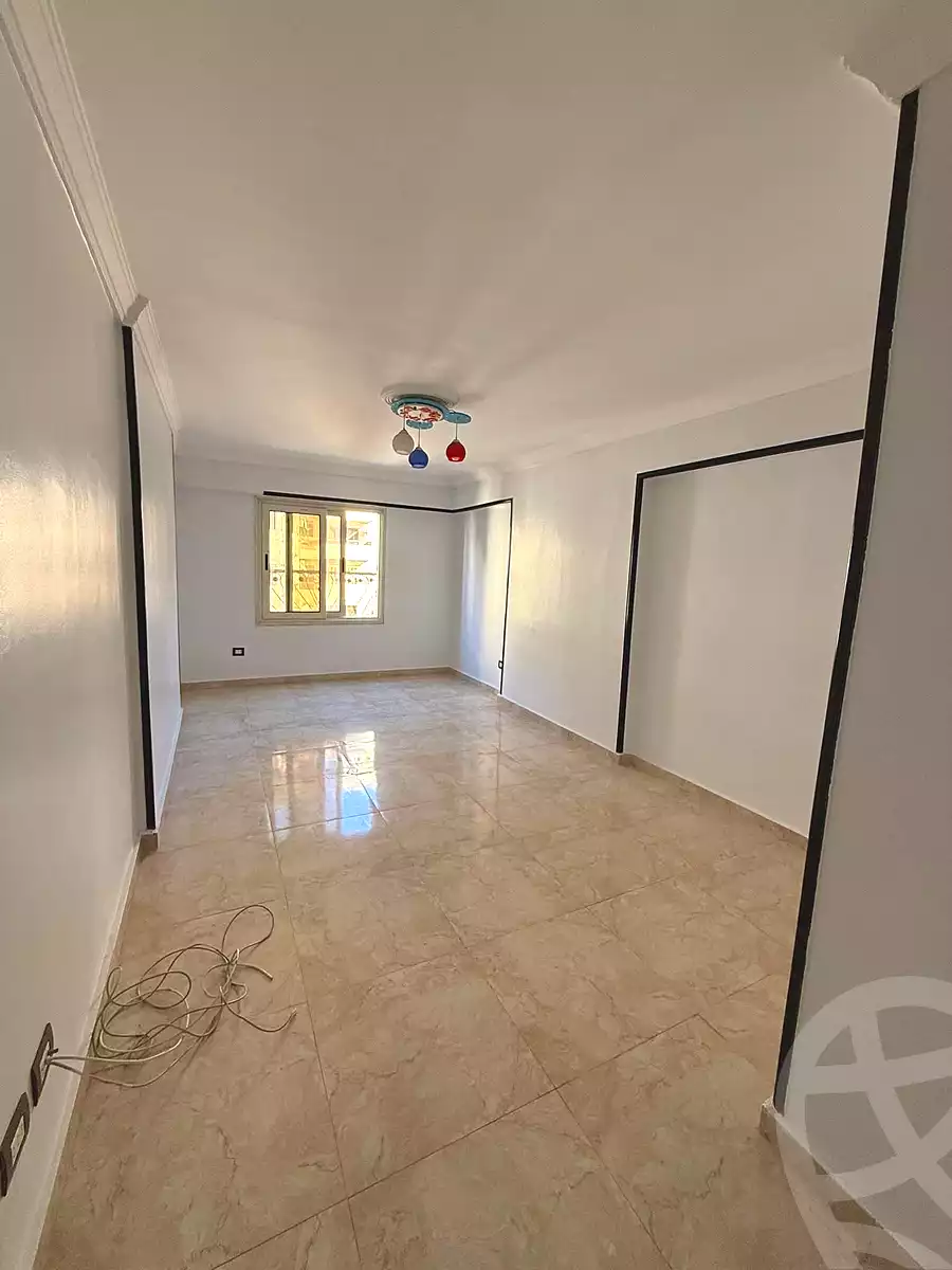https://aqarmap.com.eg/ar/listing/7023096-for-sale-alexandria-el-mandara-shr-jml-bd-lnsr