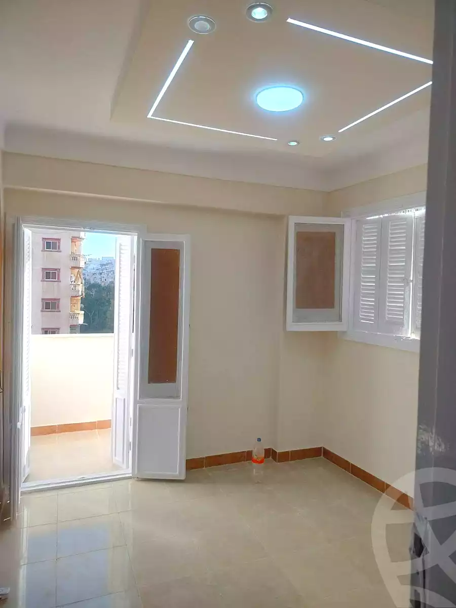 https://aqarmap.com.eg/ar/listing/7023475-for-sale-alexandria-miami-45-street
