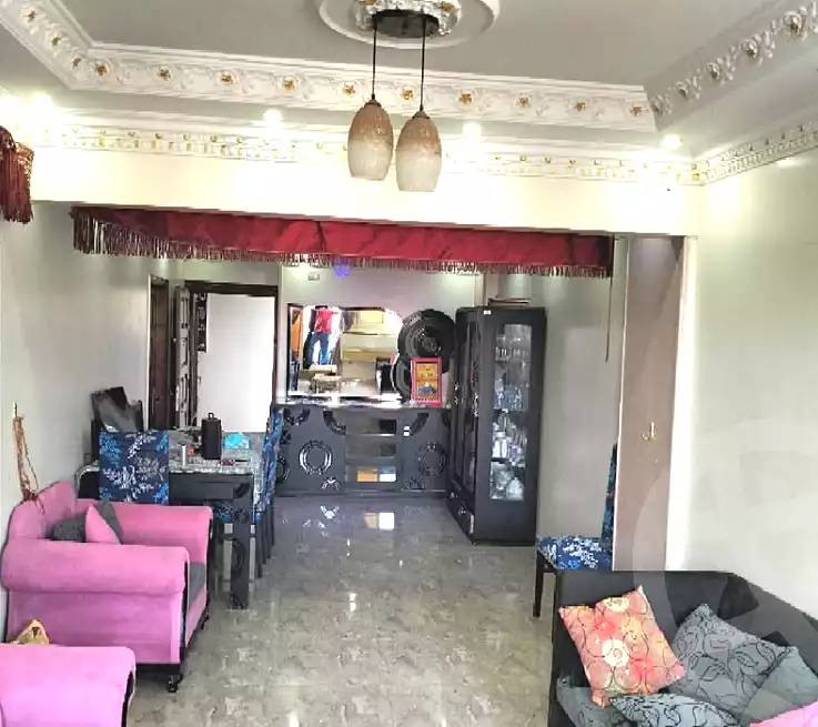 https://aqarmap.com.eg/en/listing/7023447-for-sale-cairo-helwan-helwan-el-sharkeya-ryad-pasha-st