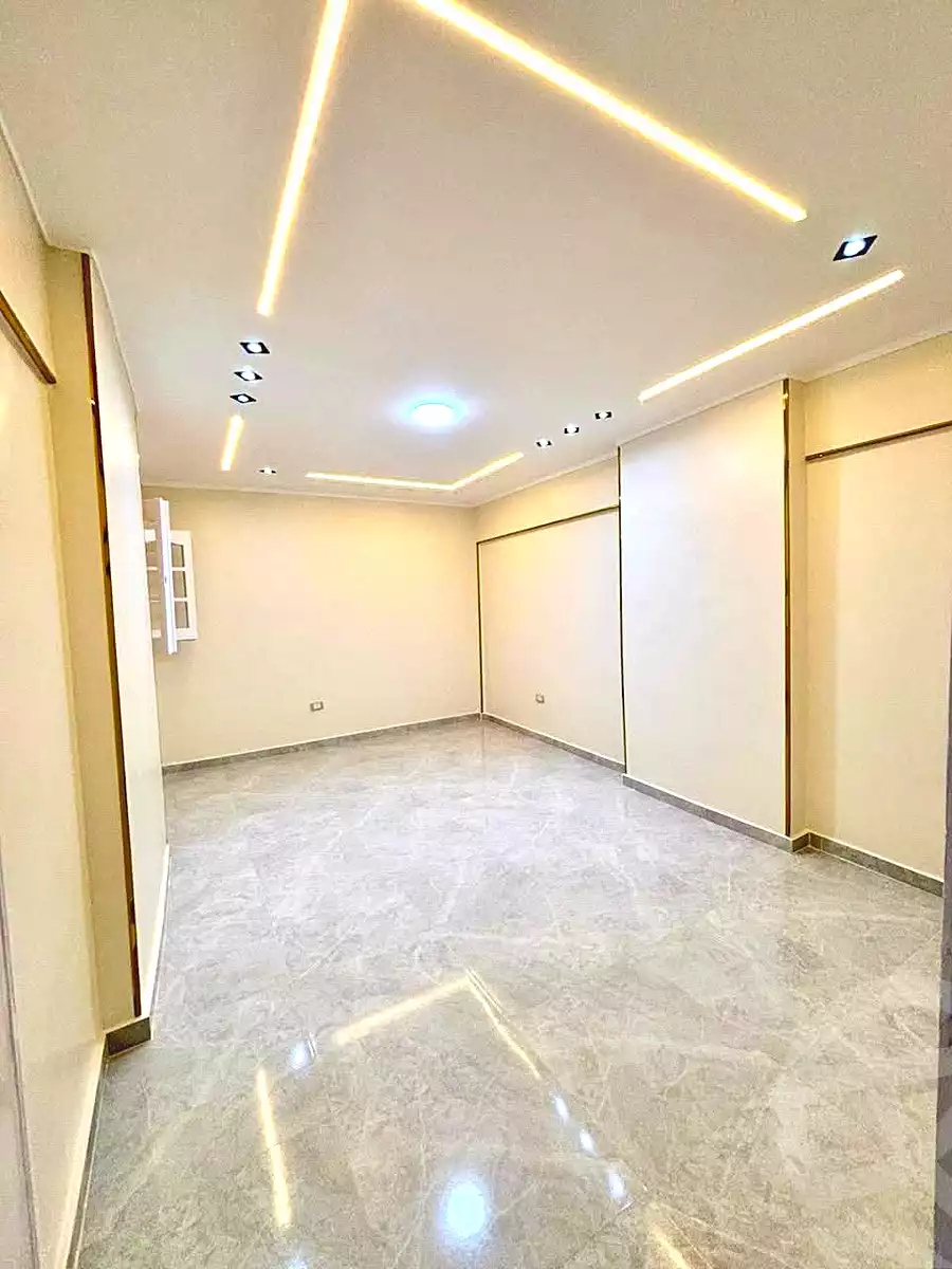 https://aqarmap.com.eg/en/listing/7023848-for-sale-alexandria-sydy-bshr-sydy-bshr-bhry-street-15