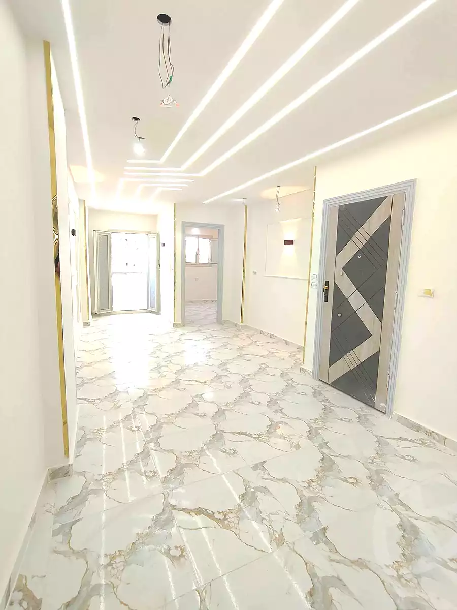 https://aqarmap.com.eg/ar/listing/7023873-for-sale-alexandria-sydy-bshr-shr-mlk-hfny