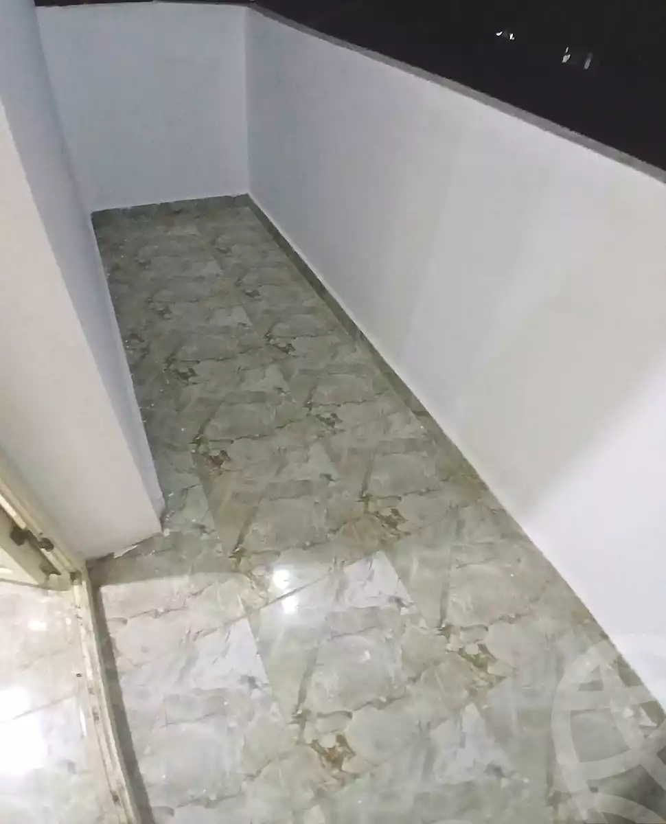 https://aqarmap.com.eg/en/listing/7023968-for-sale-alexandria-lsywf-el-falki