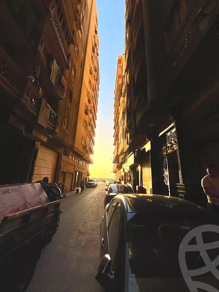 https://aqarmap.com.eg/en/listing/7024119-for-sale-alexandria-sydy-bshr-sydy-bshr-bhry-ali-hipa-st
