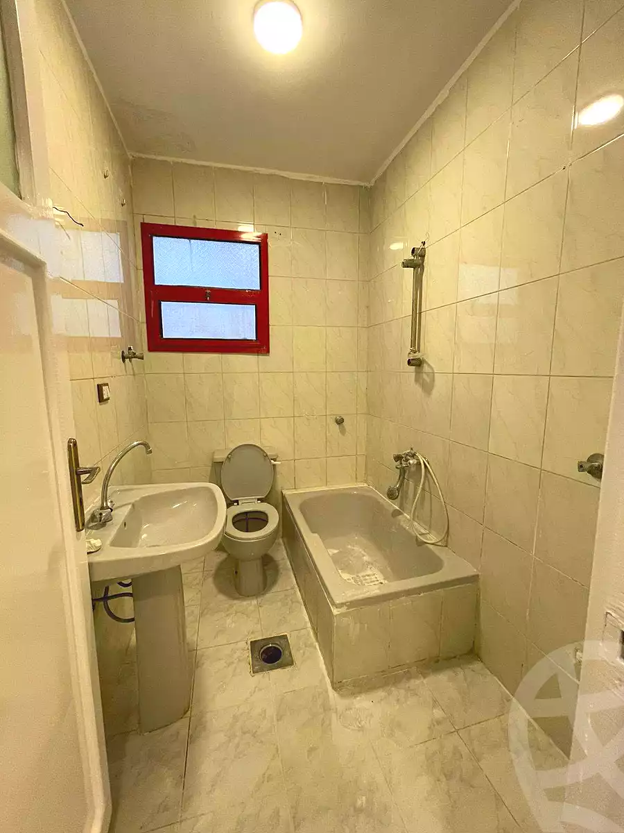 https://aqarmap.com.eg/ar/listing/7024173-for-sale-alexandria-al-agamy-shataa-el-nakheel