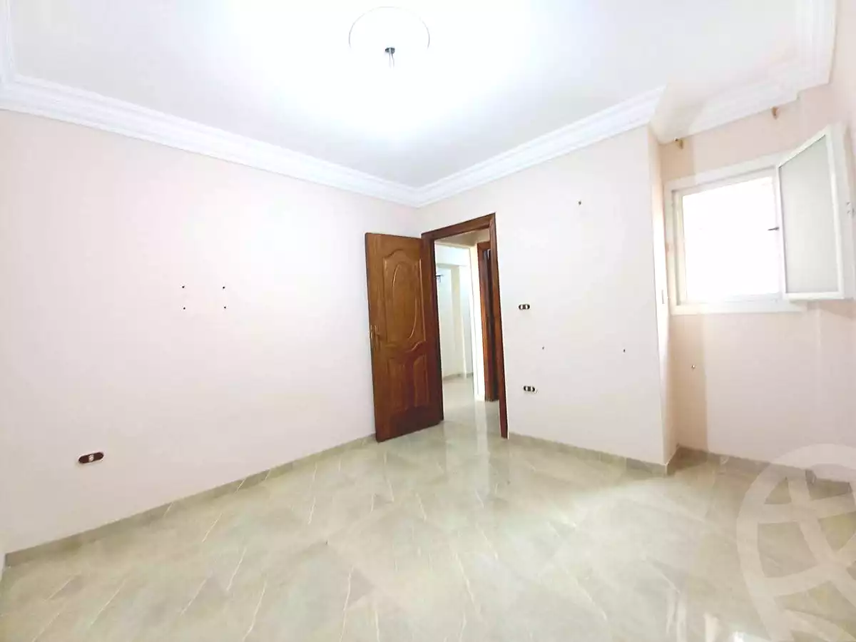 https://aqarmap.com.eg/ar/listing/7024206-for-sale-alexandria-sydy-bshr-sydy-bshr-bhry-sidi-beshr-mosque-st