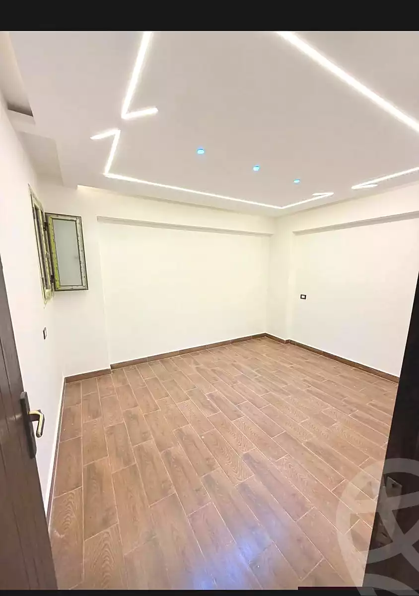 https://aqarmap.com.eg/en/listing/7024228-for-sale-alexandria-lsywf-el-falki