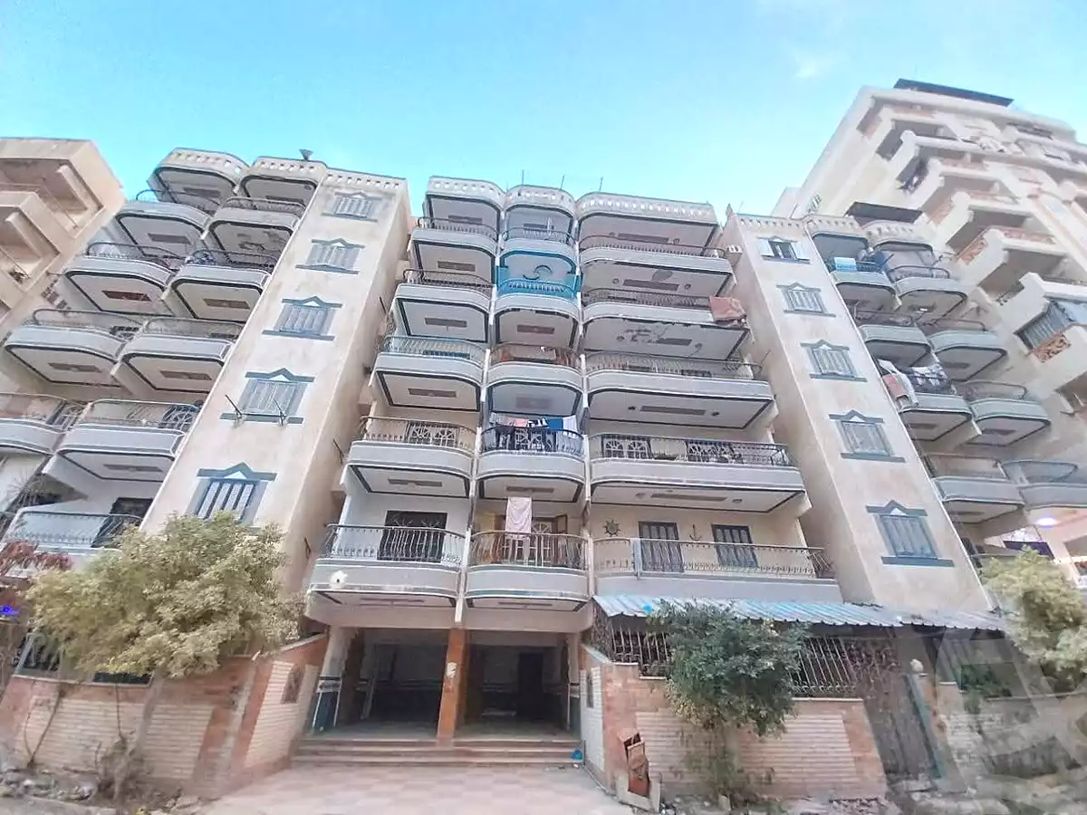 https://aqarmap.com.eg/en/listing/7024338-for-sale-alexandria-al-agamy-el-kilo-21