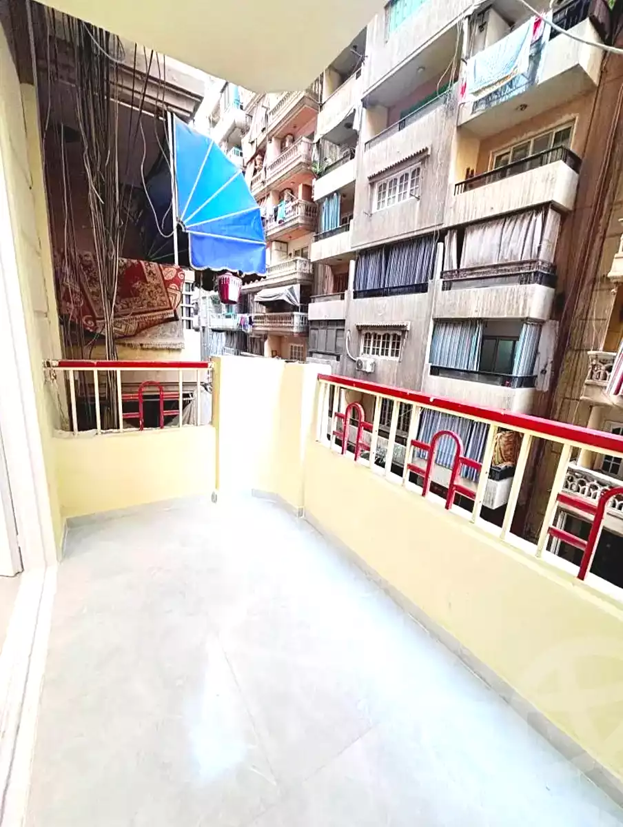 https://aqarmap.com.eg/ar/listing/7024579-for-sale-alexandria-sydy-bshr-sydy-bshr-bhry-street-15