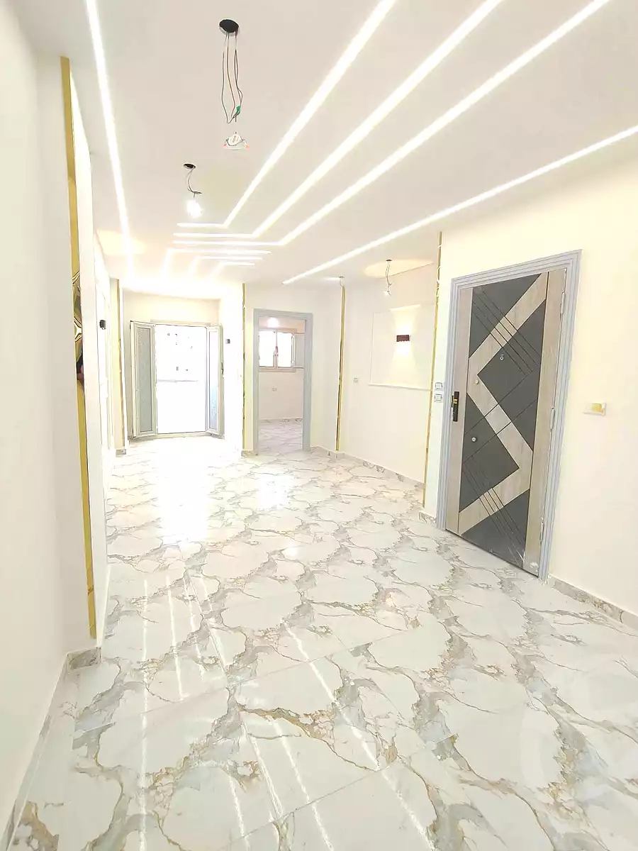 https://aqarmap.com.eg/ar/listing/7024616-for-sale-alexandria-sydy-bshr-shr-mlk-hfny