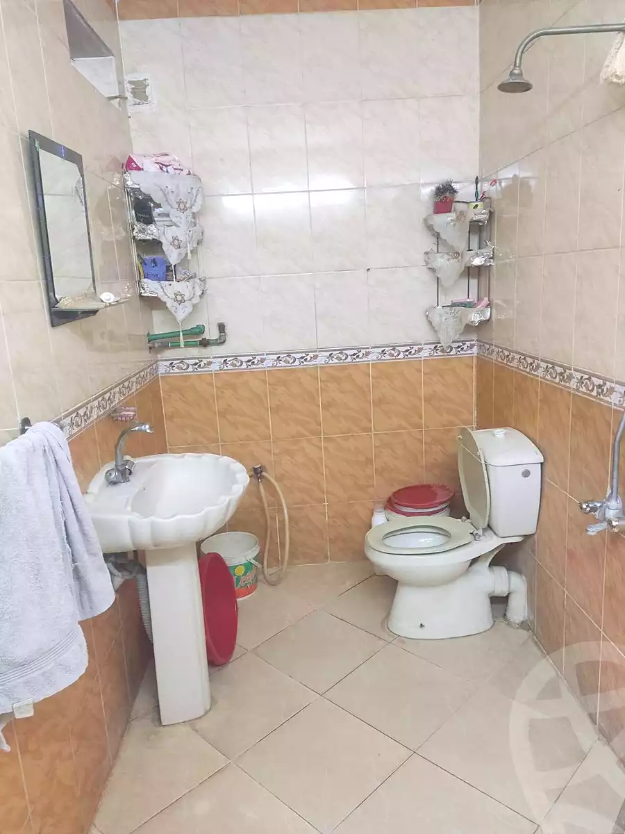 https://aqarmap.com.eg/en/listing/7024765-for-sale-cairo-helwan-el-shareaa-el-sharby-st
