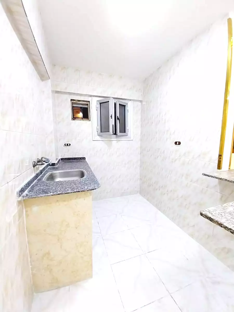 https://aqarmap.com.eg/en/listing/7024872-for-sale-alexandria-al-agamy-shataa-el-nakheel