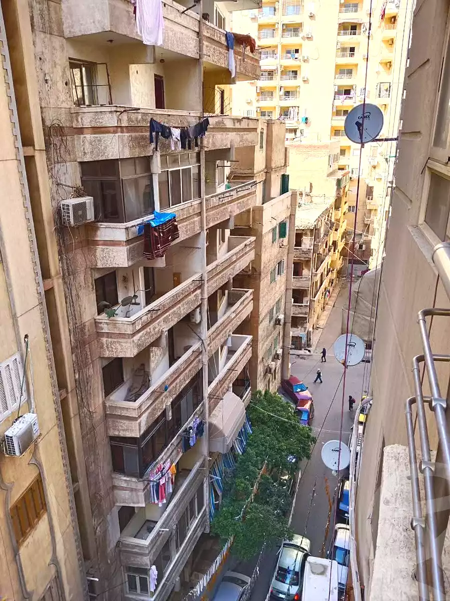 https://aqarmap.com.eg/ar/listing/7024928-for-sale-alexandria-el-asafra-l-sfr-bhry