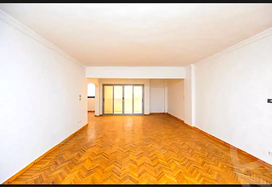 https://aqarmap.com.eg/ar/listing/7025040-for-sale-alexandria-ganaklis