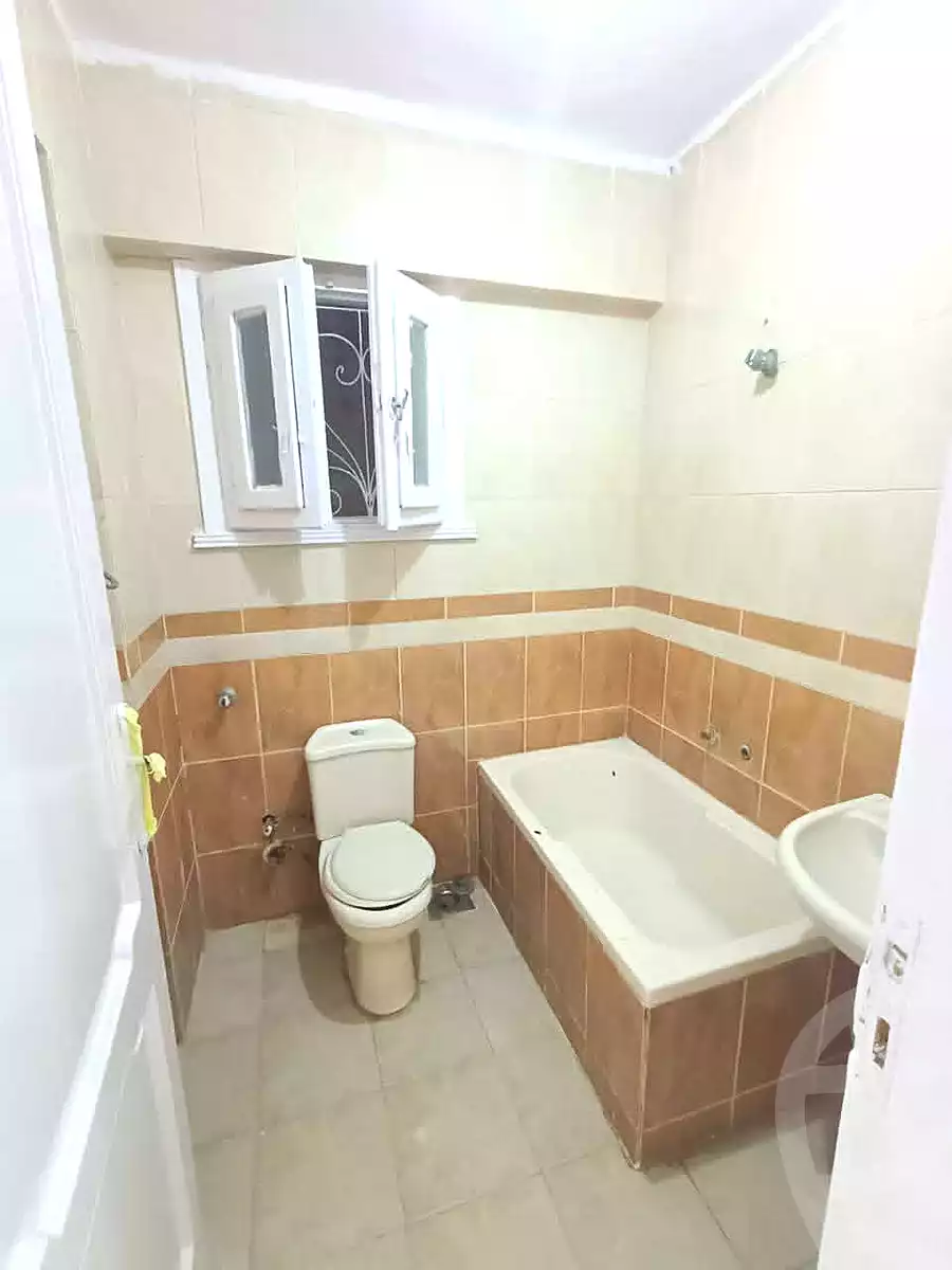 https://aqarmap.com.eg/ar/listing/7025152-for-sale-alexandria-al-agamy-shataa-el-nakheel
