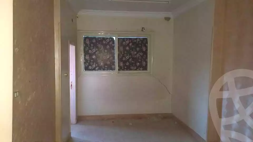 https://aqarmap.com.eg/en/listing/7025228-for-sale-cairo-helwan-el-shareaa-el-sharby-st