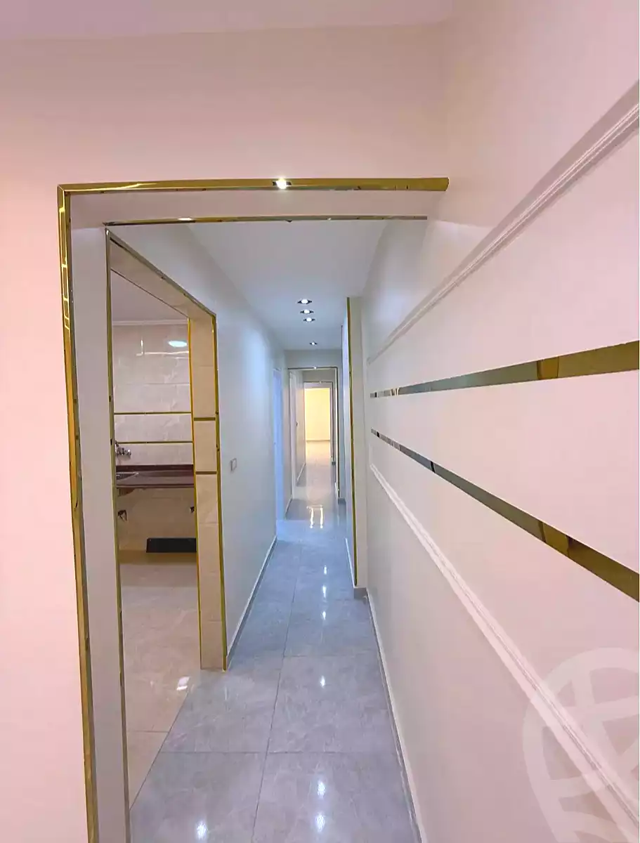 https://aqarmap.com.eg/ar/listing/7025253-for-sale-alexandria-sydy-bshr-sydy-bshr-bhry-street-15