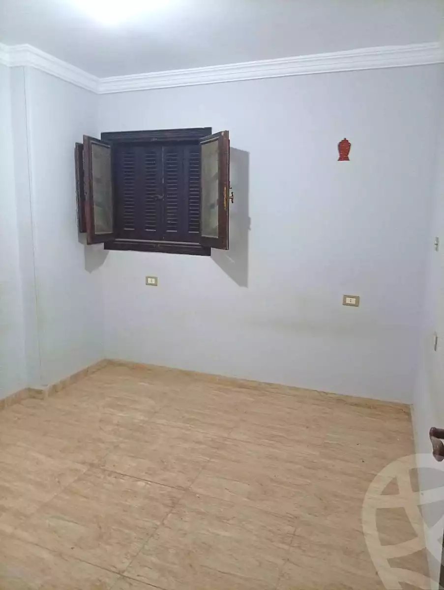 https://aqarmap.com.eg/ar/listing/7025328-for-sale-alexandria-al-agamy-lbytsh-mohamed-el-fardi-st