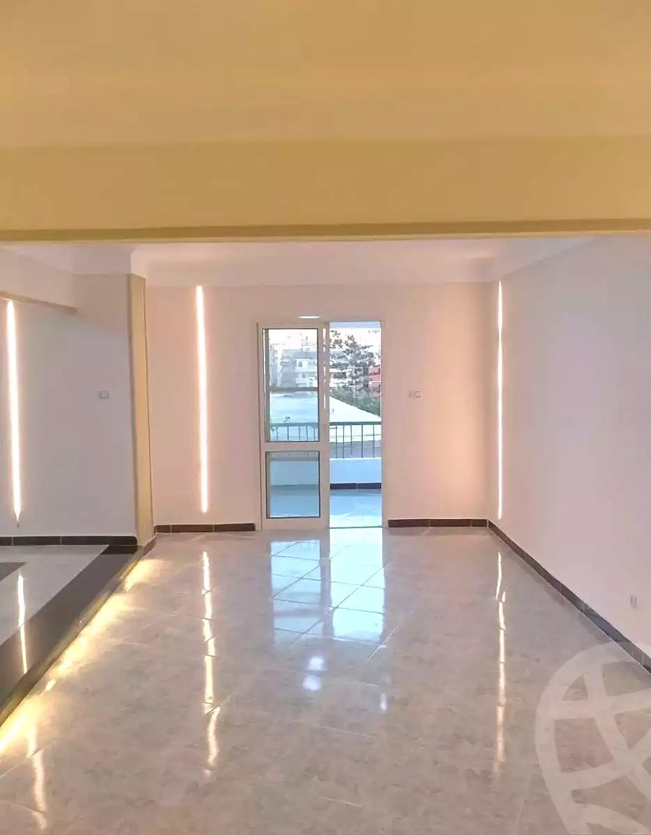 https://aqarmap.com.eg/en/listing/7025413-for-sale-alexandria-al-agamy-el-hanouvel-al-haded-we-al-soulb-st