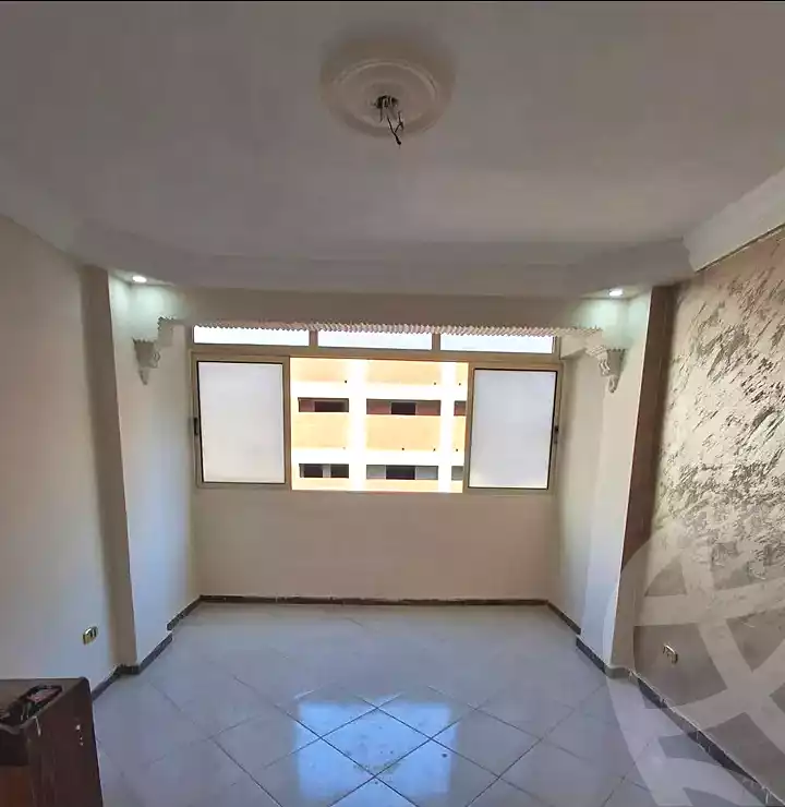 https://aqarmap.com.eg/en/listing/7025468-for-sale-alexandria-lsywf-el-falki