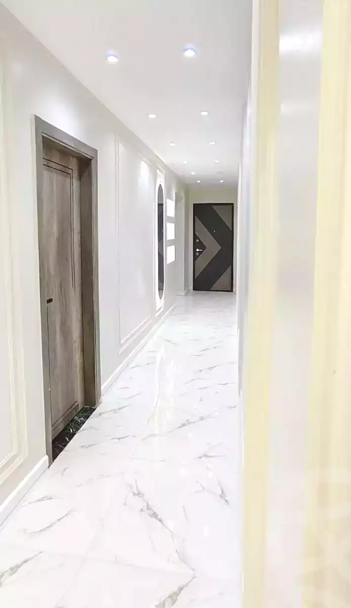 https://aqarmap.com.eg/ar/listing/7025476-for-sale-alexandria-al-agamy-el-hanouvel