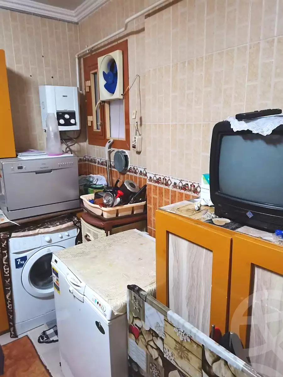 https://aqarmap.com.eg/ar/listing/7025618-for-sale-alexandria-moharram-bey-haret-al-hayati-st