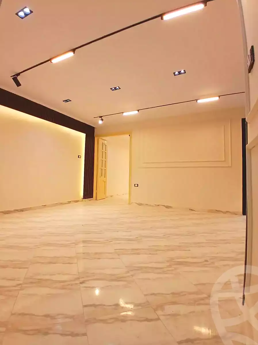 https://aqarmap.com.eg/ar/listing/7025546-for-sale-alexandria-al-agamy-lbytsh