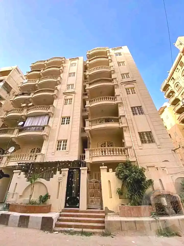 https://aqarmap.com.eg/ar/listing/7025701-for-sale-alexandria-al-agamy-shataa-el-nakheel