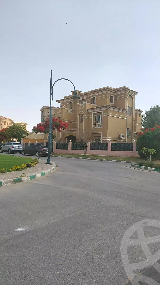https://aqarmap.com.eg/ar/listing/7025971-for-rent-cairo-new-cairo-90th-street-south-teseen-st