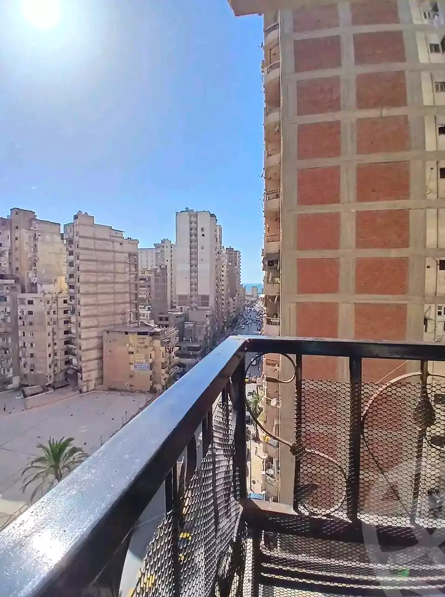 https://aqarmap.com.eg/ar/listing/7027005-for-sale-alexandria-sydy-bshr-sydy-bshr-bhry