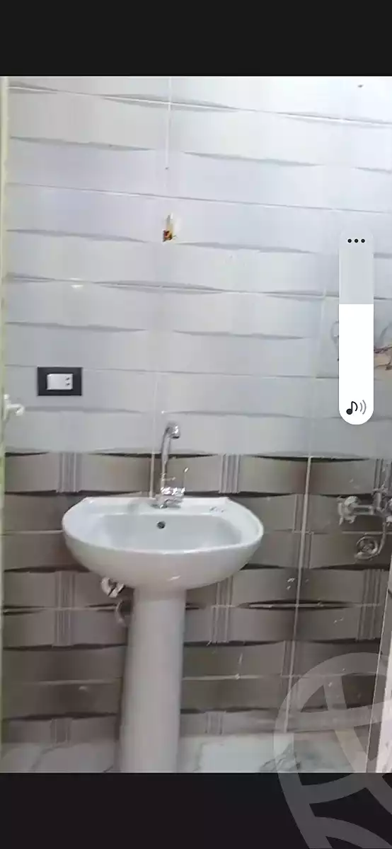 https://aqarmap.com.eg/en/listing/7027192-for-sale-cairo-el-haram-el-lebeny-soltan-khattab-st