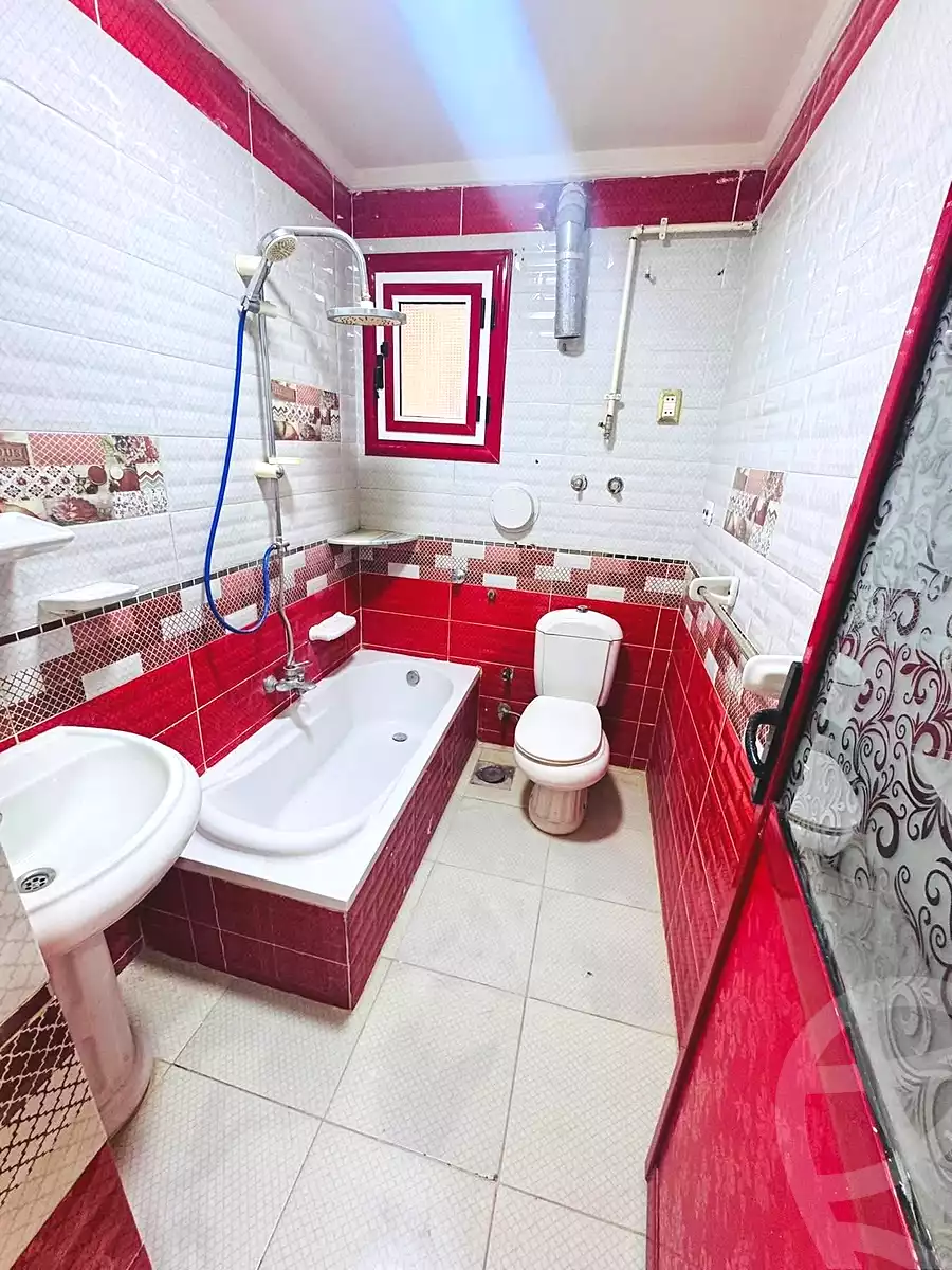 https://aqarmap.com.eg/ar/listing/7025282-for-sale-alexandria-lsywf-el-falki
