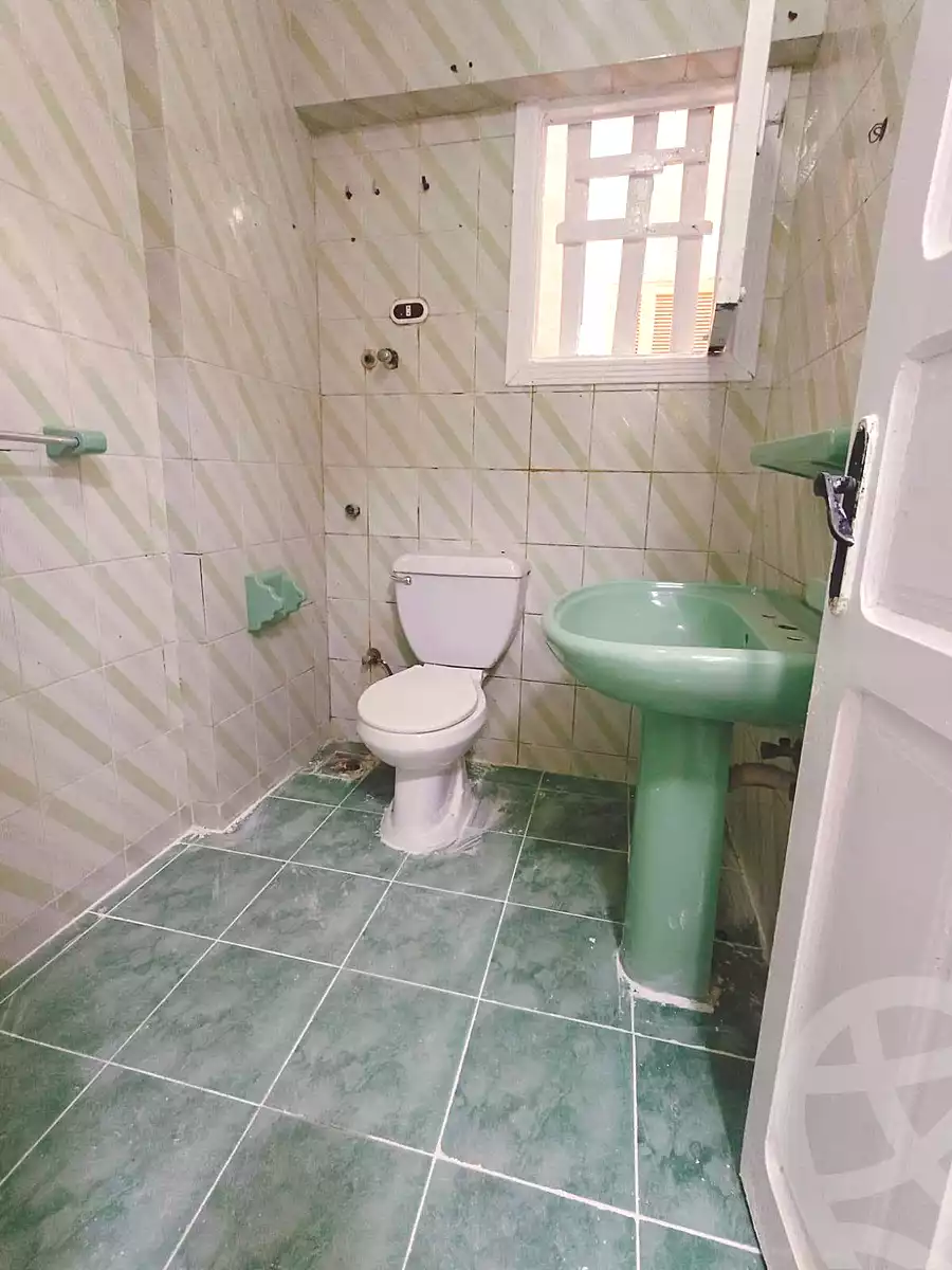 https://aqarmap.com.eg/ar/listing/7025281-for-sale-alexandria-al-agamy-shataa-el-nakheel