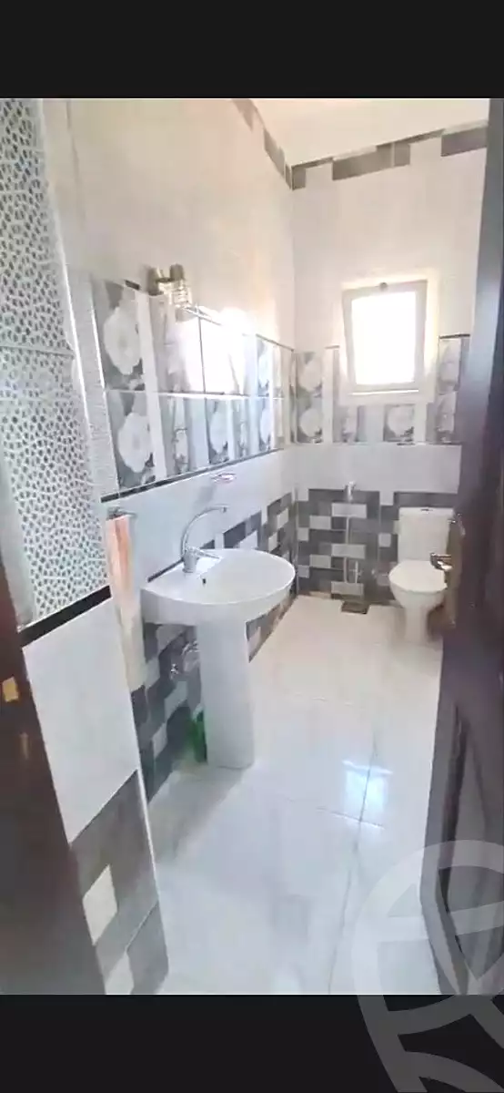 https://aqarmap.com.eg/ar/listing/7027329-for-sale-cairo-el-shorouk-lmntq-lthmn-neighbourhood-3