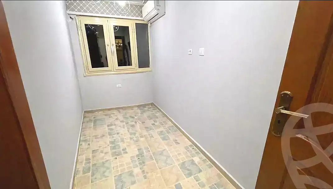 https://aqarmap.com.eg/ar/listing/7027549-for-sale-alexandria-moharram-bey