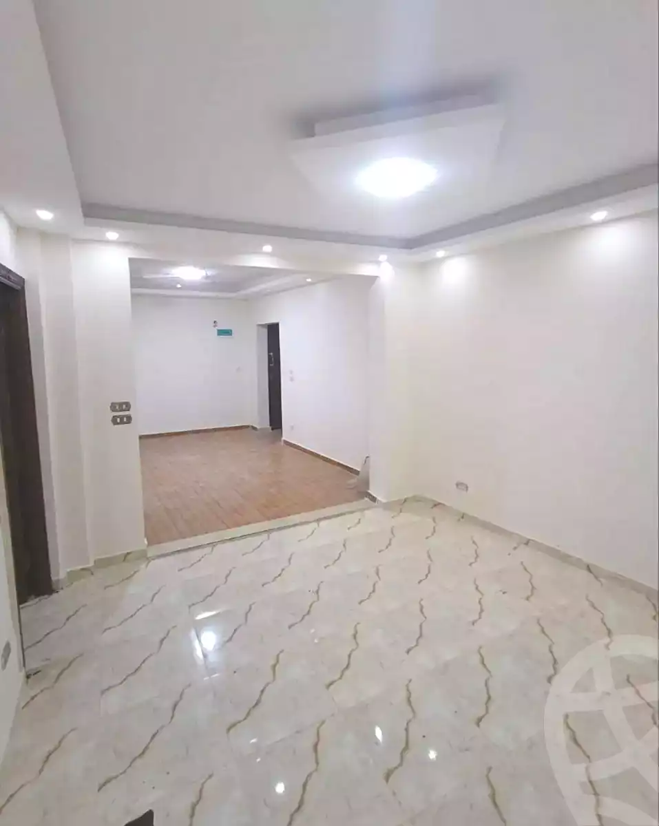 https://aqarmap.com.eg/en/listing/7028195-for-sale-alexandria-el-asafra-shr-45
