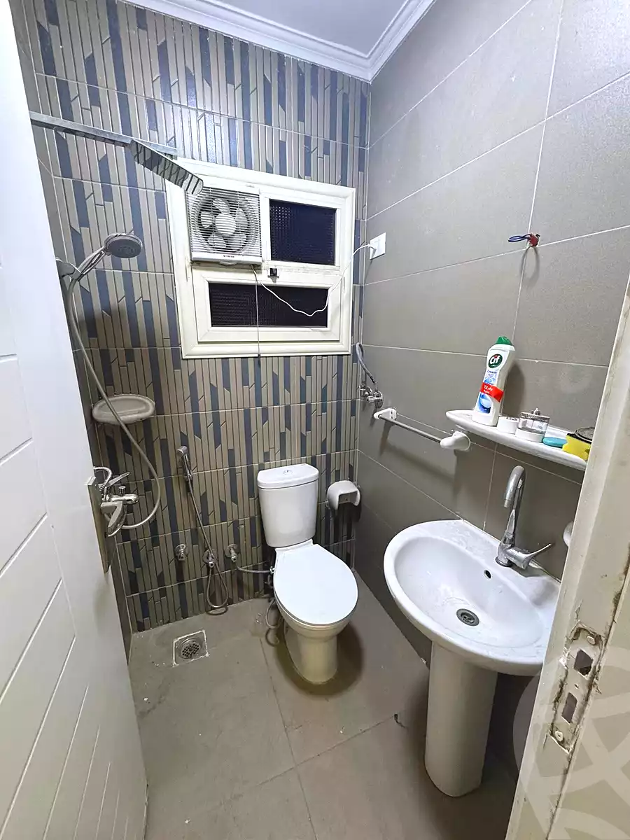 https://aqarmap.com.eg/en/listing/7028330-for-sale-cairo-el-haram-shareaa-khatem-el-morsalen