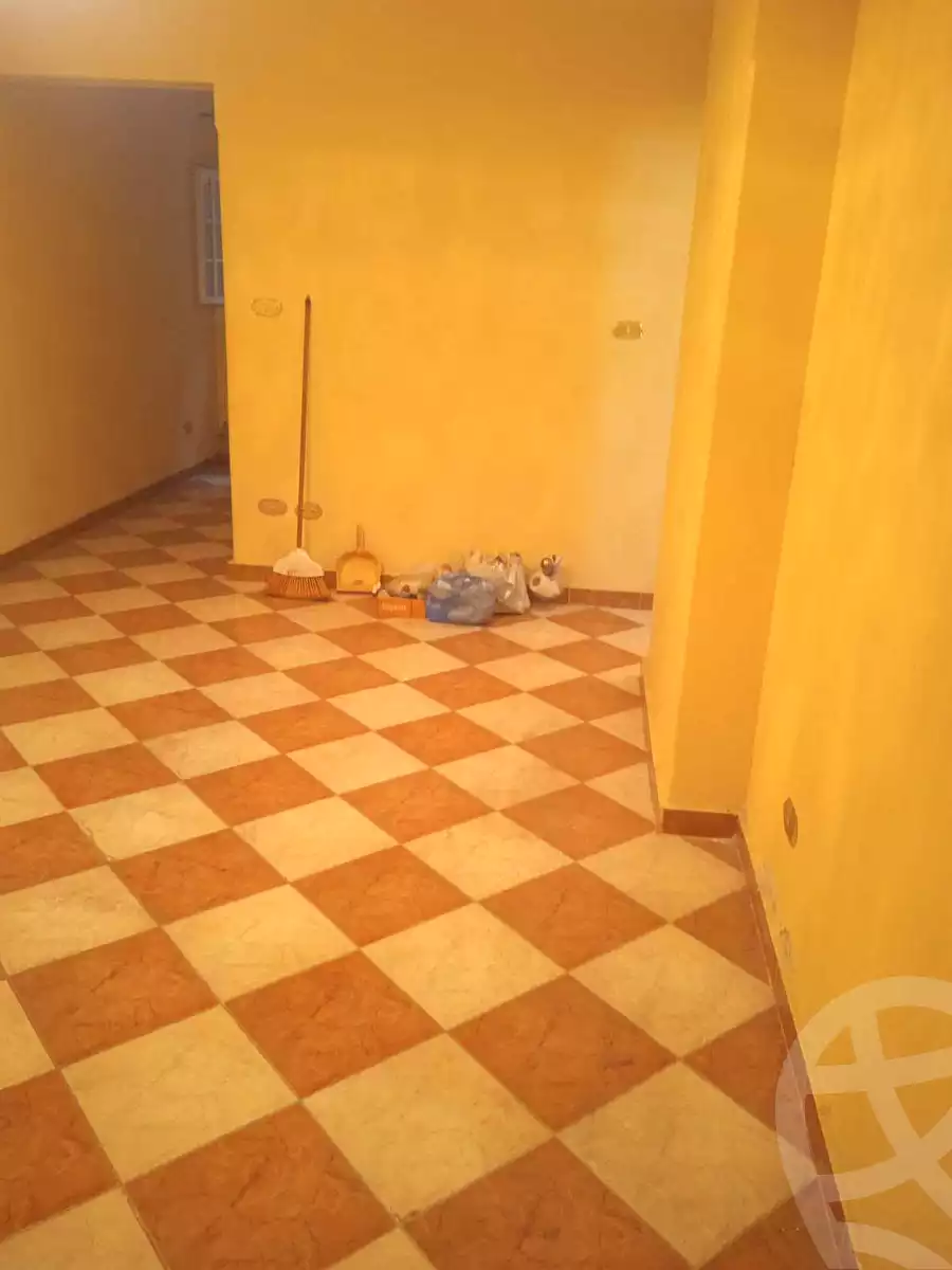 https://aqarmap.com.eg/ar/listing/7028370-for-sale-alexandria-moharram-bey-el-rasafa-st