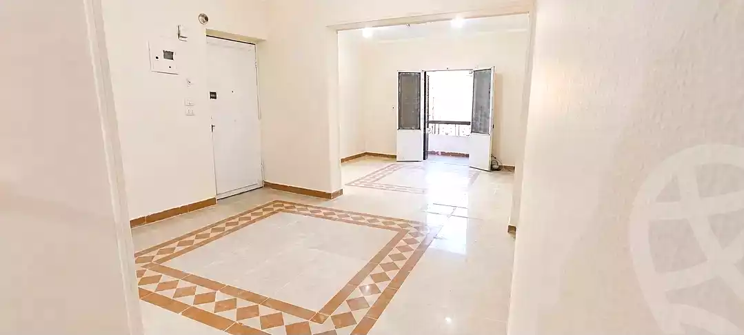 https://aqarmap.com.eg/ar/listing/7028423-for-rent-cairo-ain-shams-ain-shams-el-sharkia-el-eshrein-stt