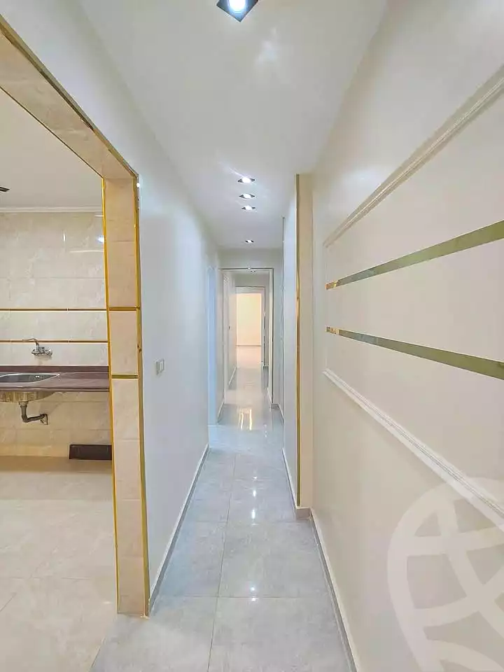 https://aqarmap.com.eg/en/listing/7028514-for-sale-alexandria-sydy-bshr-sydy-bshr-bhry-shr-mhmwd-l-yswy