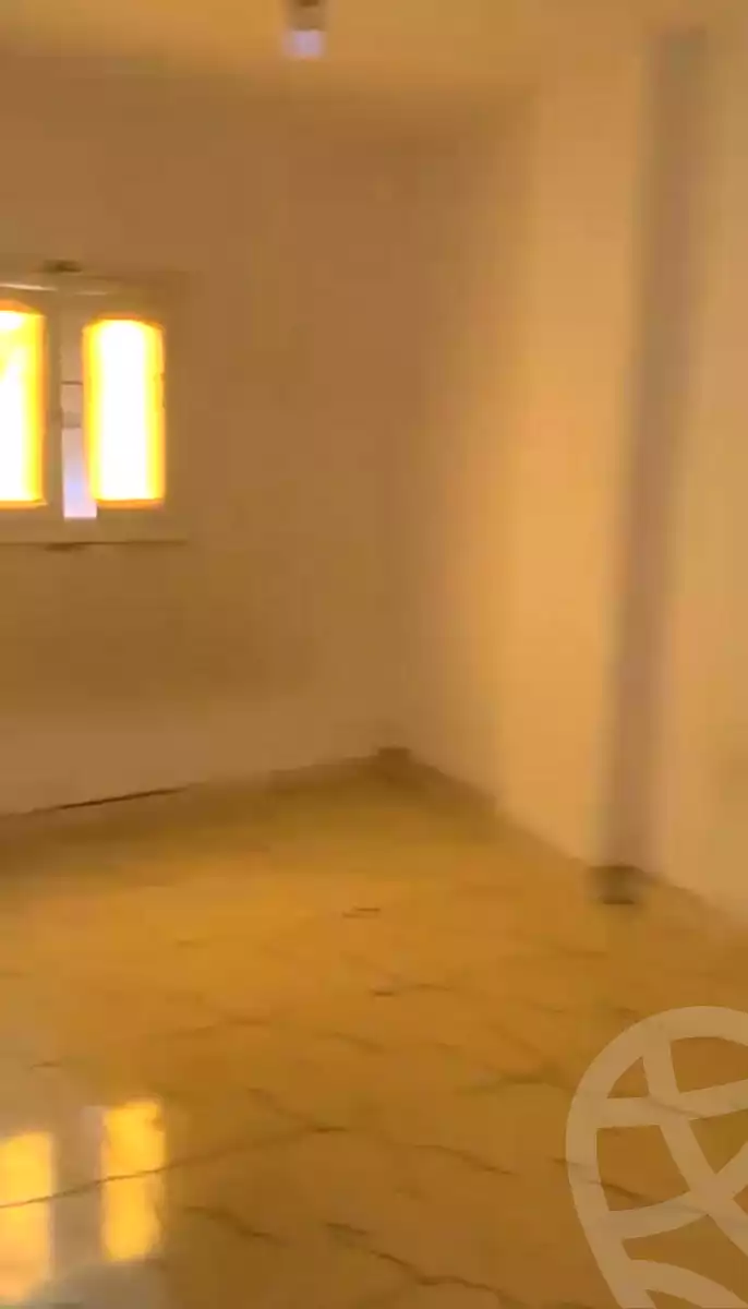 https://aqarmap.com.eg/ar/listing/7028700-for-sale-alexandria-al-agamy-el-hanouvel
